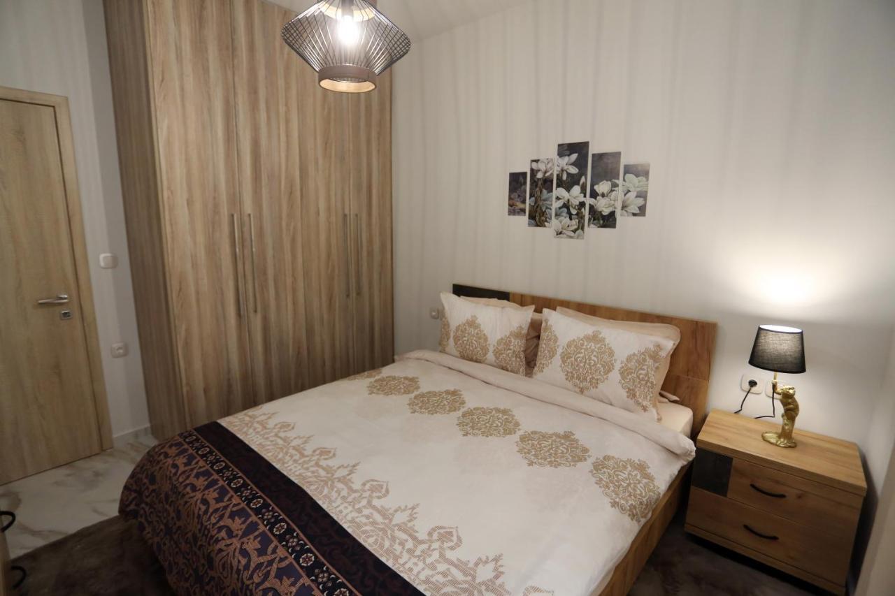 La Larissa Luxury Apartments Trekke Экстерьер фото